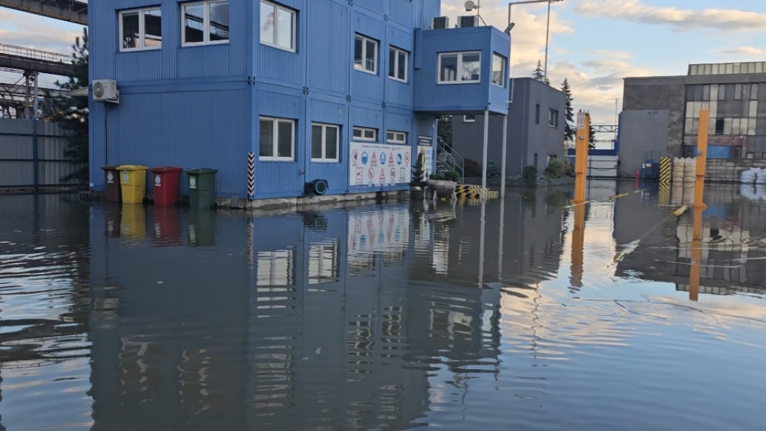 Calibration and official verification of scales in CRONIMET Ostrava after the floods